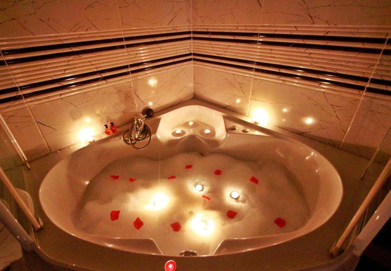 Red House Vip Apartmant Suites İstanbul Dış mekan fotoğraf