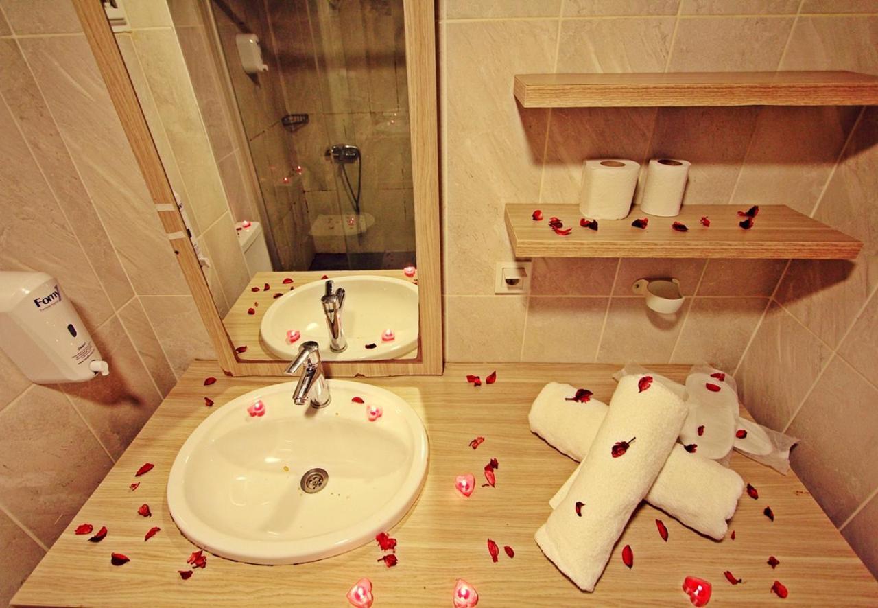 Red House Vip Apartmant Suites İstanbul Dış mekan fotoğraf